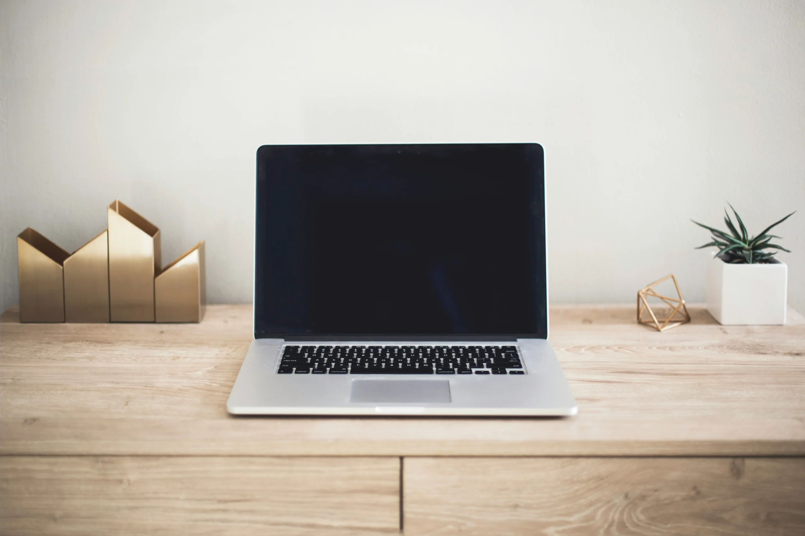 FEATURES AND COMPONENTS OF A GOOD BUSINESS WEBSITE